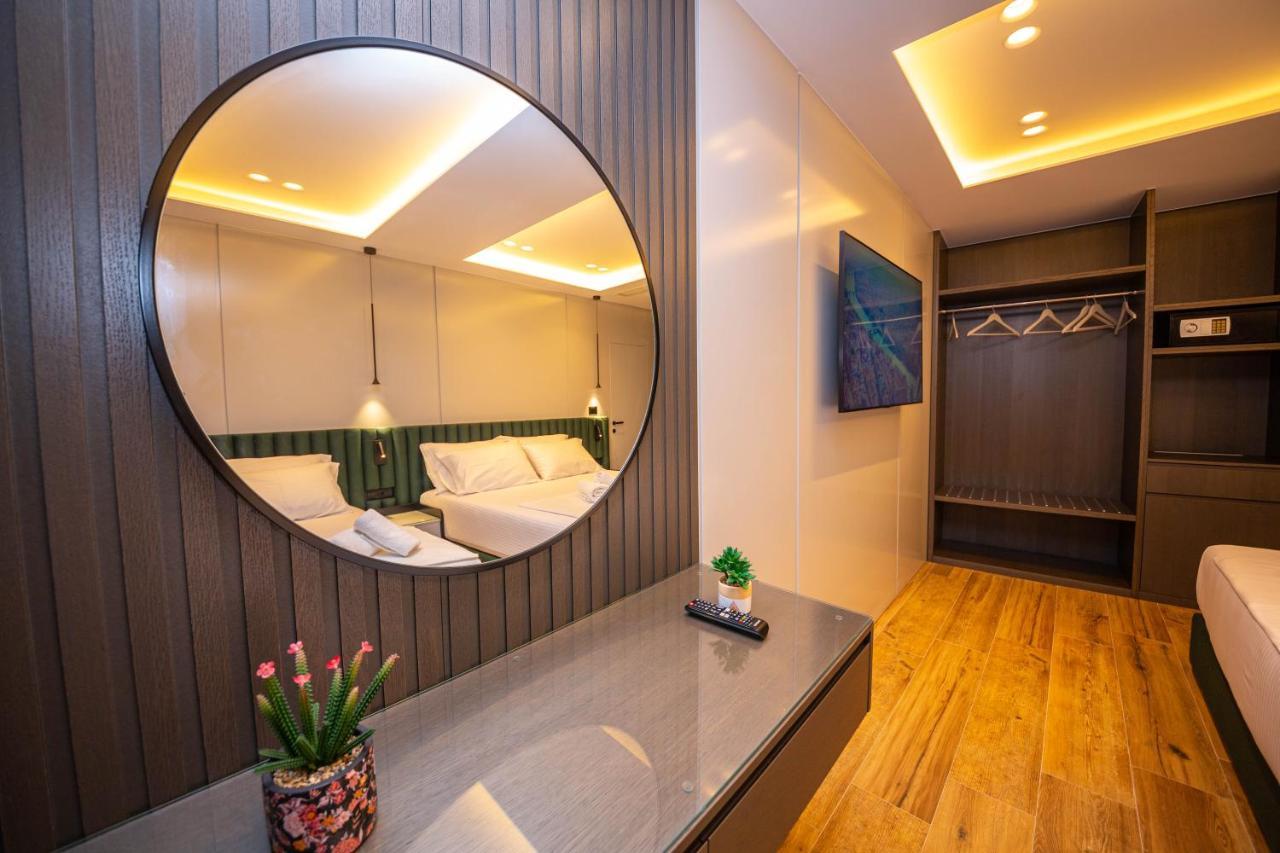 Hotel Lili-1 ساراندا المظهر الخارجي الصورة