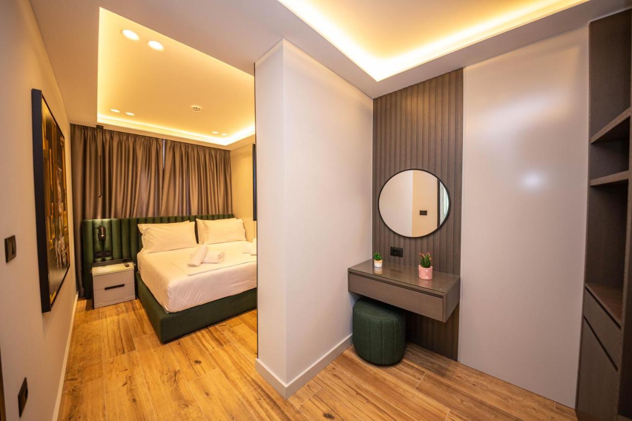 Hotel Lili-1 ساراندا المظهر الخارجي الصورة
