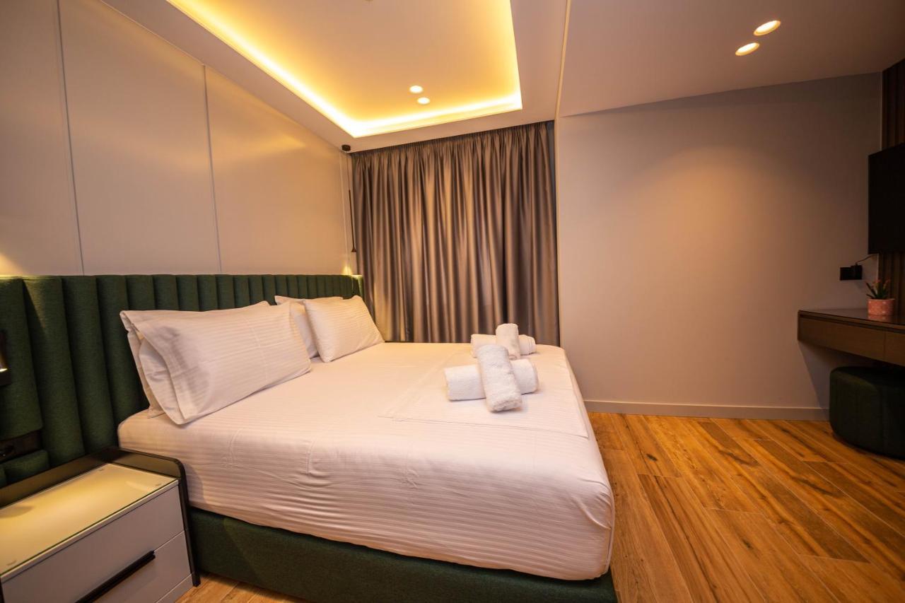 Hotel Lili-1 ساراندا المظهر الخارجي الصورة