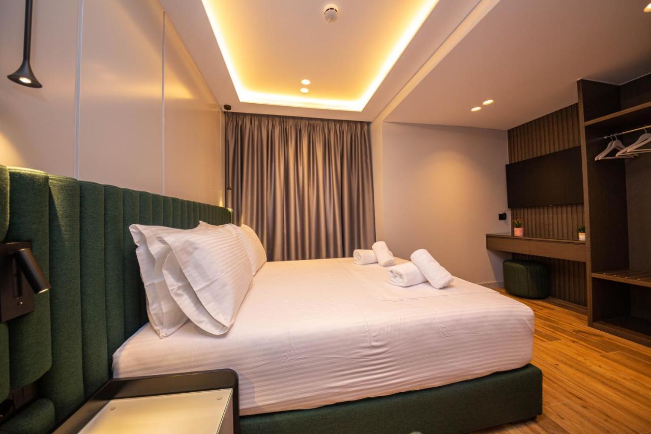 Hotel Lili-1 ساراندا المظهر الخارجي الصورة