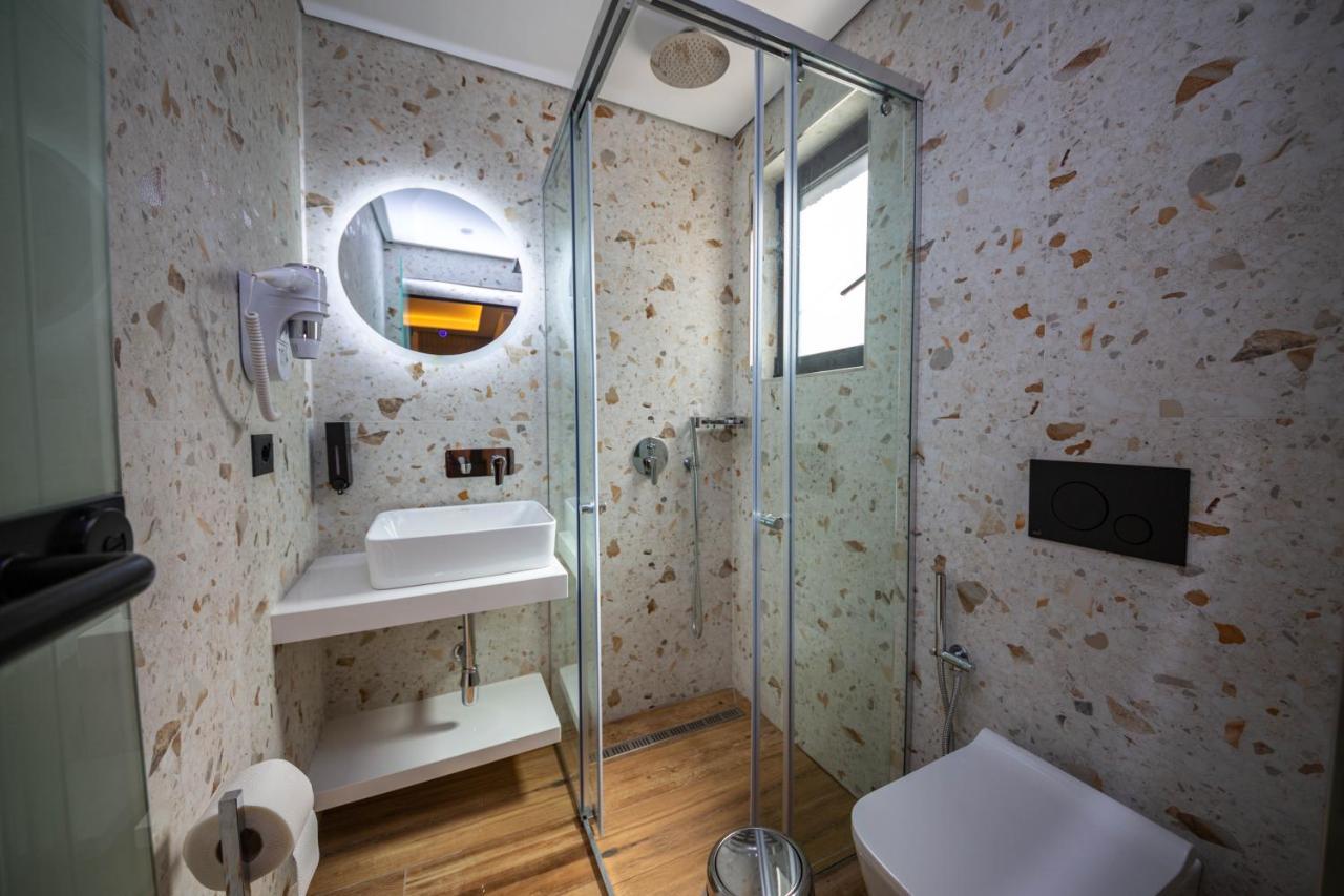 Hotel Lili-1 ساراندا المظهر الخارجي الصورة